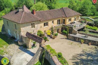 Maison 8 pièces 748800 €