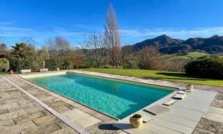 Maison 9 Pièces 240 m² à vendre à Sare (64310)