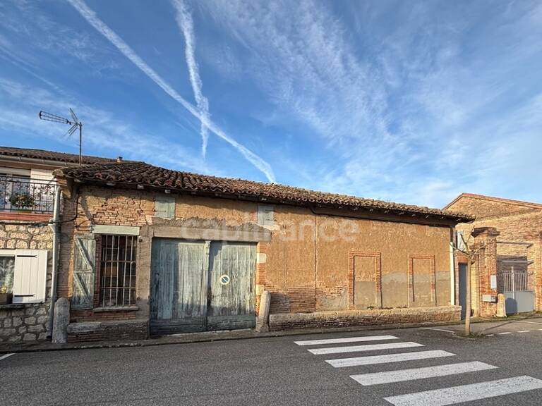 Grange à Rénover de 360M2 au coeur d'un village près de Beaumont-de-Lomagne (82) — photo 1