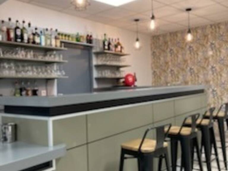 Dpt  (), à vendre  Bar - RESTAURANT — photo 1