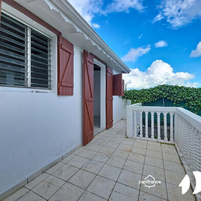 Appartement 3 pièces 900 €