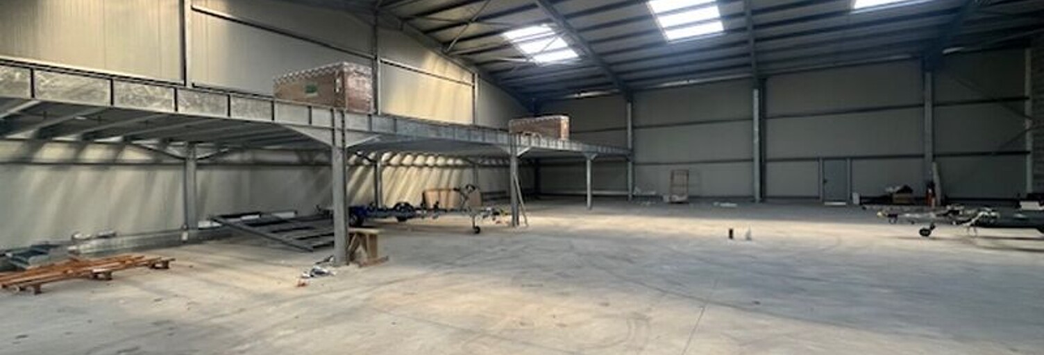 Local industriel  645 m² à louer à Saint-Évarzec (29170)