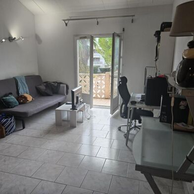 Appartement 2 pièces 720 €