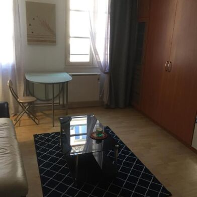 Appartement 1 pièces 960 €