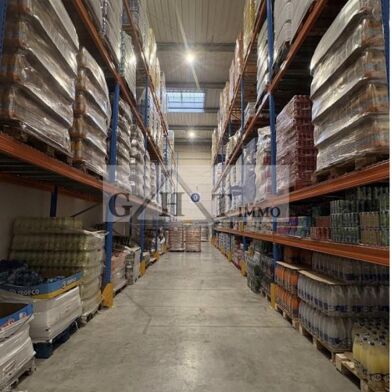 Local industriel  17690 €