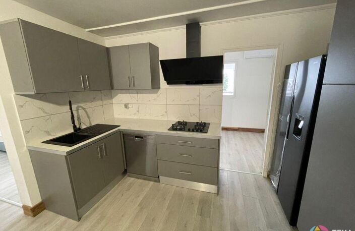 FABIEN TEKA IMMO loue appartement T4 meublé en plein centre ville de Saint Denis, ile de la Réunion — photo 5