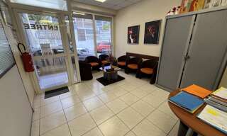 Local industriel  65 m² à vendre à Saint-Denis (97400)