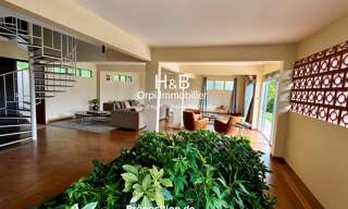 Maison 6 Pièces 228 m² à vendre à Schœlcher (97233)