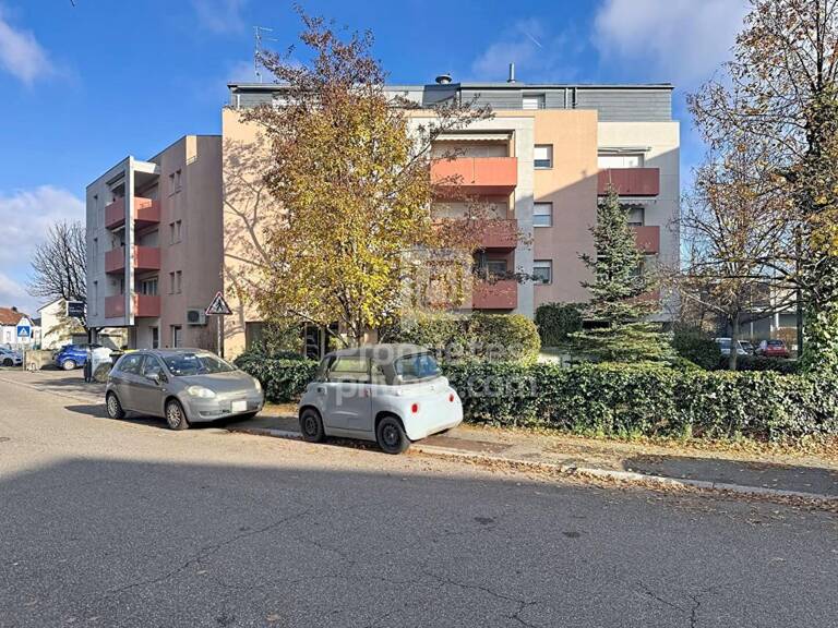 Bel appartement lumineux avec loggia, cellier et parking — photo 1