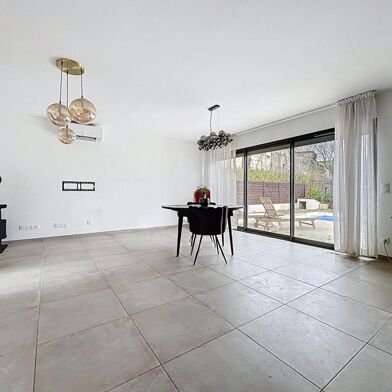 Maison 4 pièces 360000 €