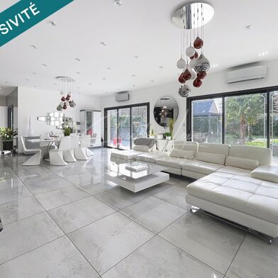 Maison 9 pièces 1790000 €