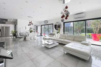 Maison 9 pièces 1599000 €