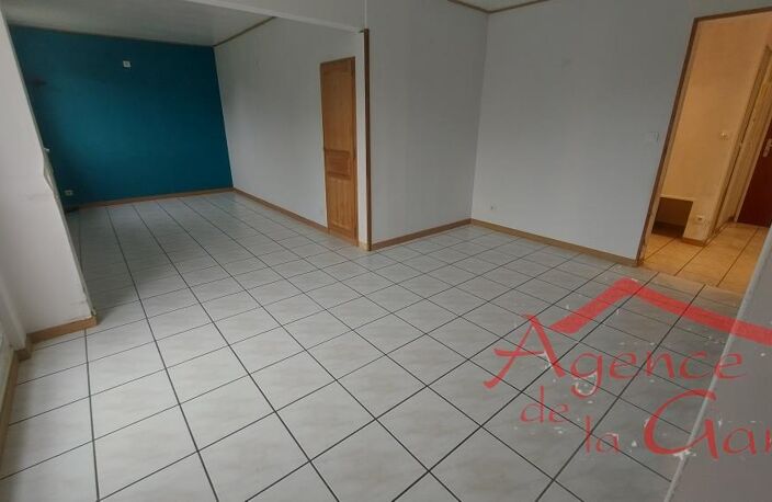 Location appartement 4 pièces 70 m² à Reims (51100) — photo 2