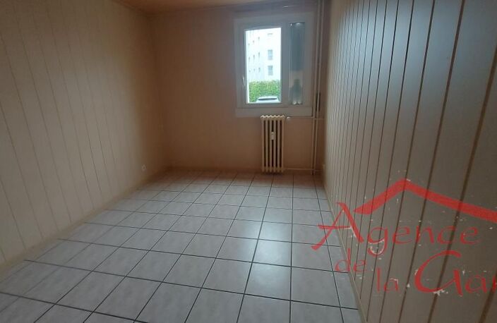 Location appartement 4 pièces 70 m² à Reims (51100) — photo 5