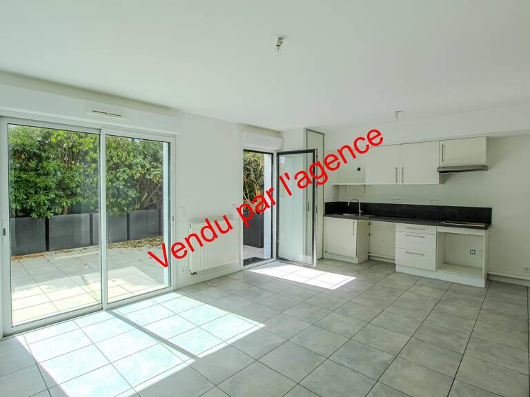 EXCLUSIVITE - BAYONNE   APPARTEMENT MODERNE TERRASSE – PARKING SOUS-SOL - CAVE — photo 1