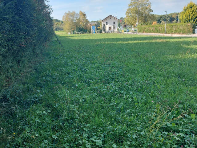 Parcelle de terrains a bâtir viabilisés Libre Constructeurs — photo du bien