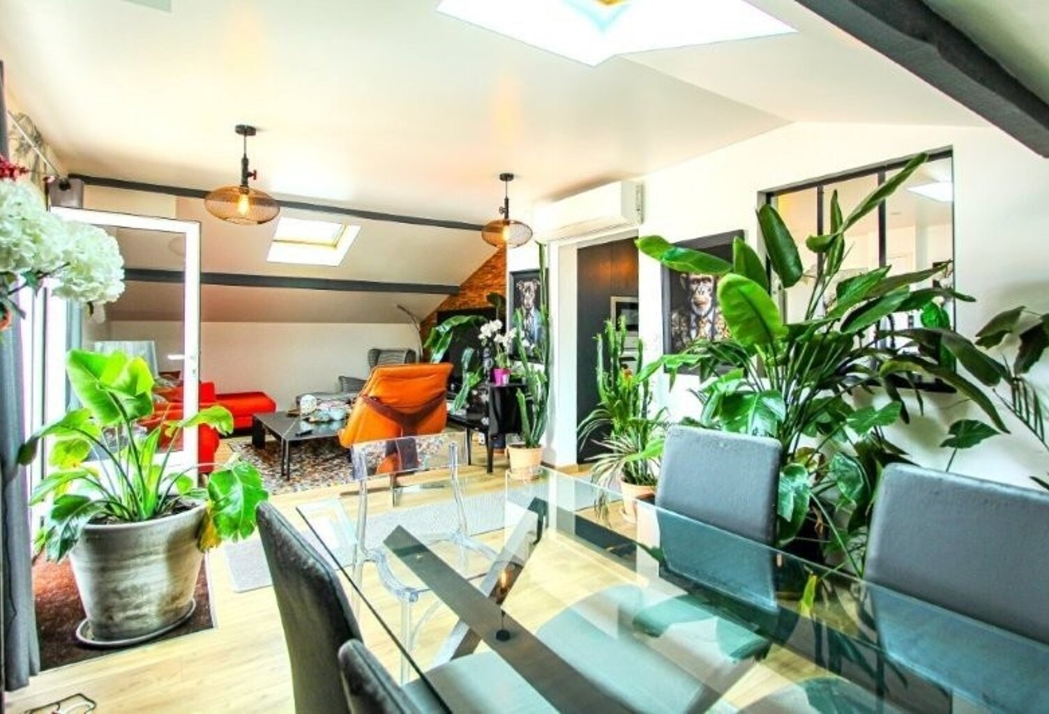 BIARRITZ SAINT-MARTIN APPARTEMENT 4 PIECES ET LOCAL AMENAGÉ   JARDIN - TERRASSE – GARAGE 80M² - PARKINGS — photo 1