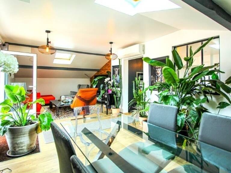 BIARRITZ SAINT-MARTIN APPARTEMENT 4 PIECES ET LOCAL AMENAGÉ   JARDIN - TERRASSE – GARAGE 80M² - PARKINGS — photo 1