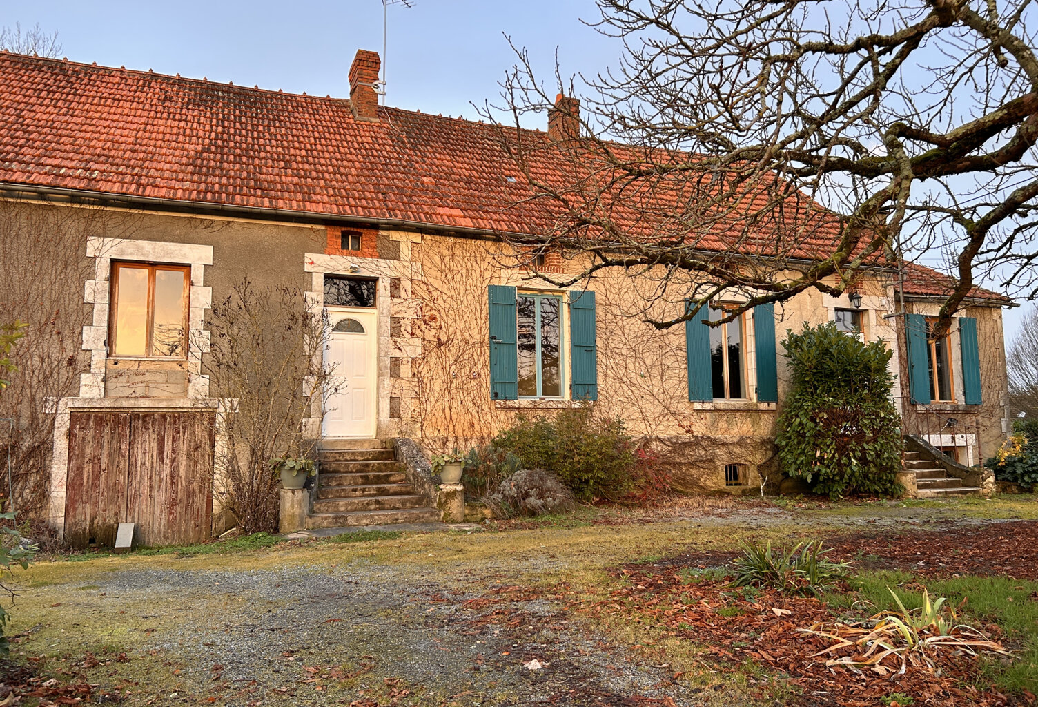 A VENDRE - Longère 5 pièces plain pied à Dunet (36310) — photo 1