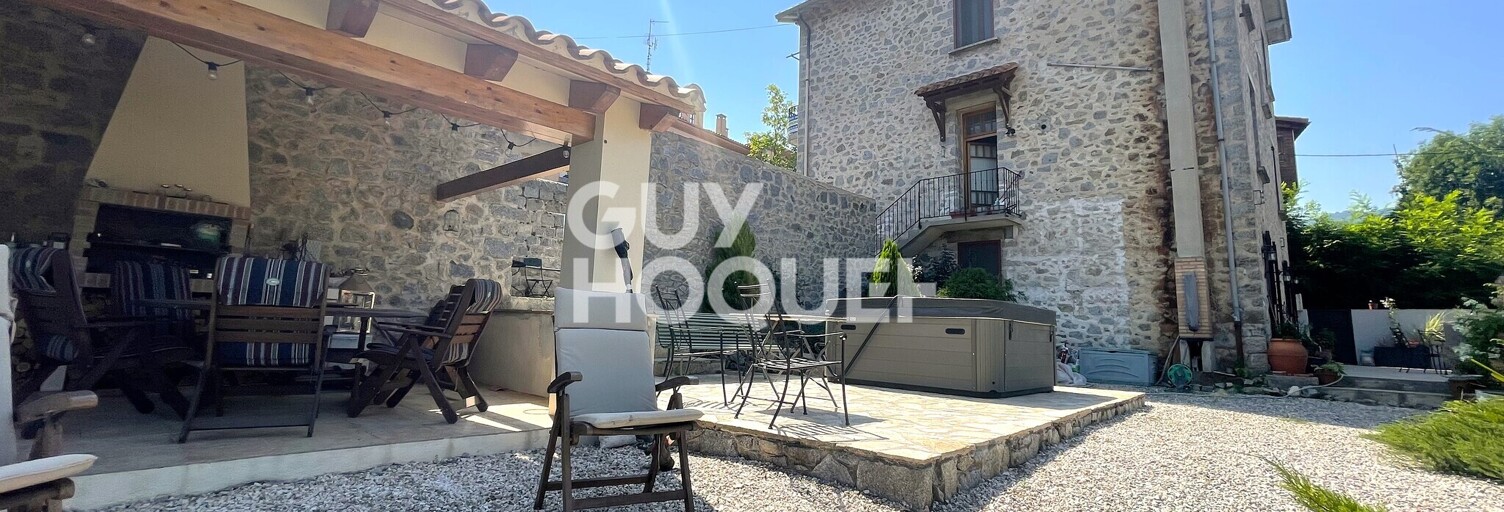Maison 8 Pièces 250 m² à vendre à Saint-Laurent-de-Cerdans (66260)