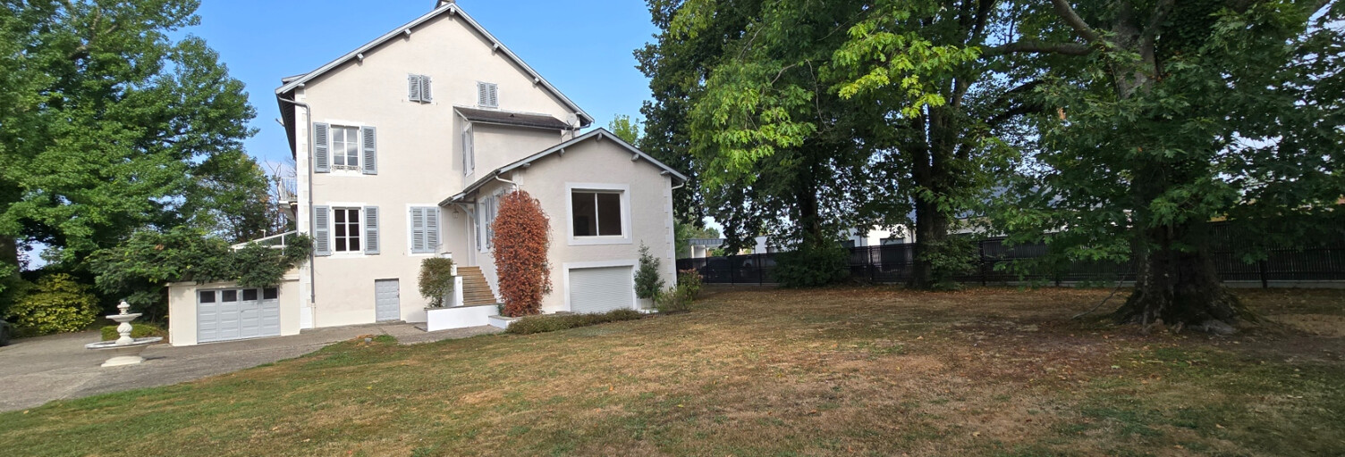 Maison 9 Pièces 302 m² à vendre à Pau (64000)