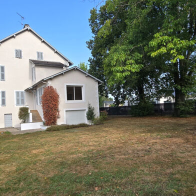 Maison 9 pièces 747000 €