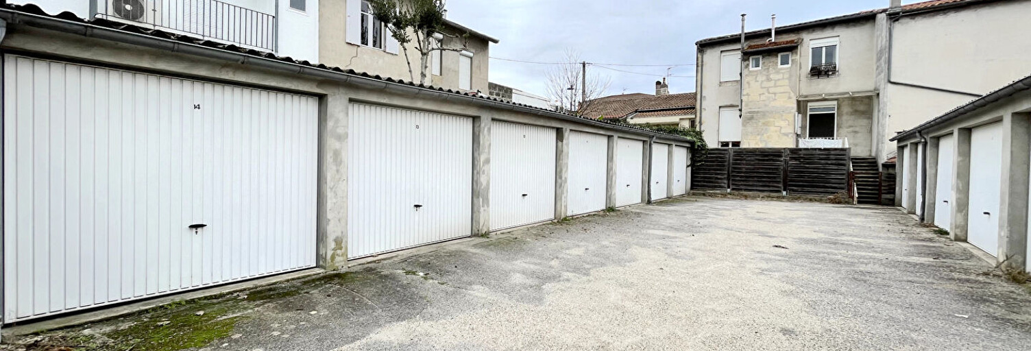 Garage   m² à louer à Bordeaux (33000)