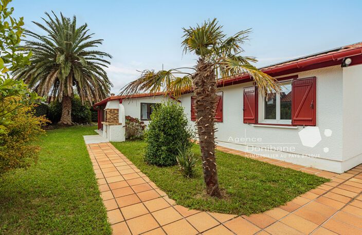 Maison  de plain pied avec piscine à Bidart — photo 2