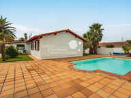 Maison  de plain pied avec piscine à Bidart — photo 4