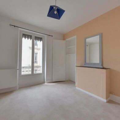 Appartement 2 pièces 574 €