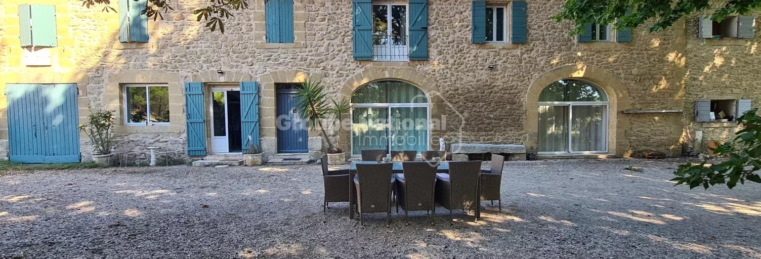 Maison 11 Pièces 334 m² à vendre à Lamanon (13113)