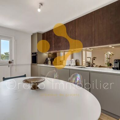 Appartement 4 pièces 399500 €