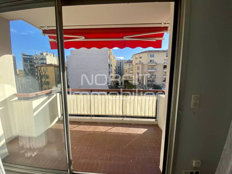 LOCATION 3P MEUBLE, TERRASSE — photo 1