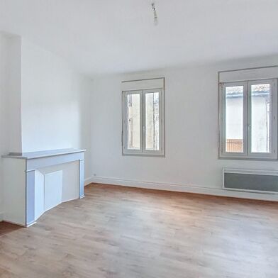 Maison 3 pièces 550 €