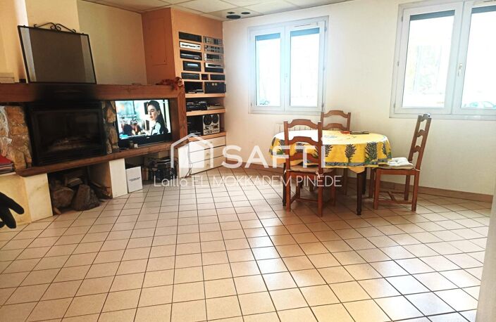 Maison plain pied avec grand terrain et rivière — photo 2