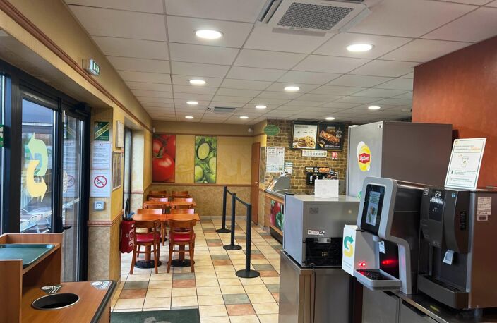Restaurant en plein cœur de Saint-Herblain — photo 2