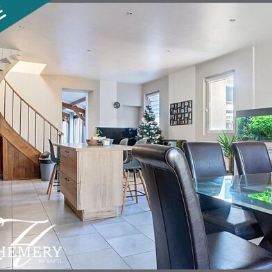 Maison 7 pièces 148000 €