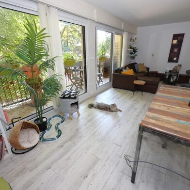 Appartement 4 pièces 196000 €