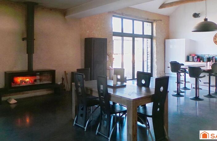 Bien rare ancien corps de ferme avec grange restaurée en maison d'habitation et longère — photo 5