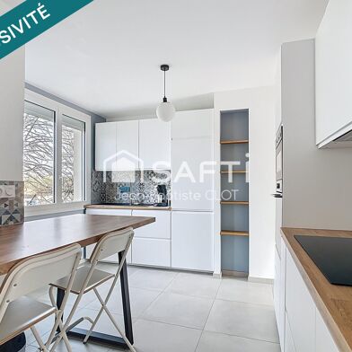 Appartement 5 pièces 192000 €