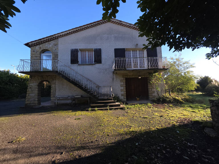 07 AUBENAS - Maison 200 m2 env. 1895 m2 de terrain — photo 1