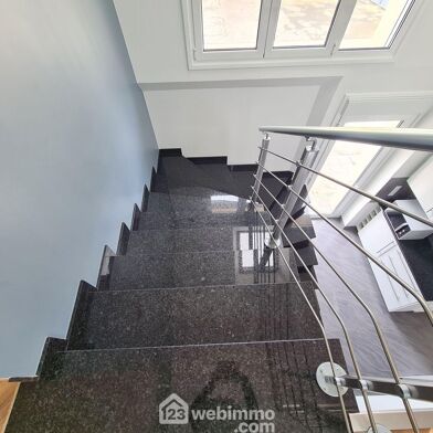 Maison 13 pièces 656000 €