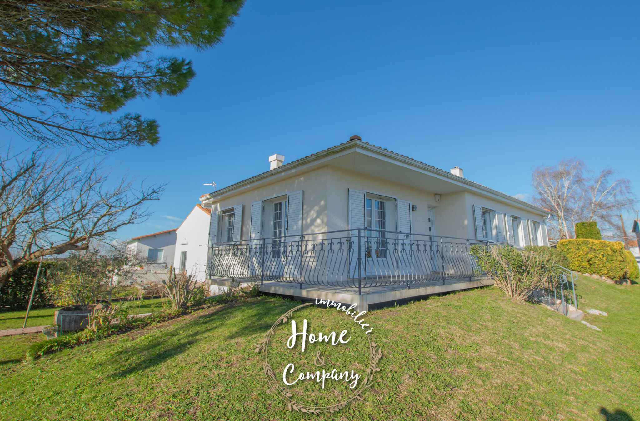 Villa / Maison  T5 à vendre Médis 17600