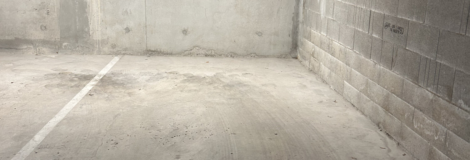 Garage   m² à louer à Reims (51100)