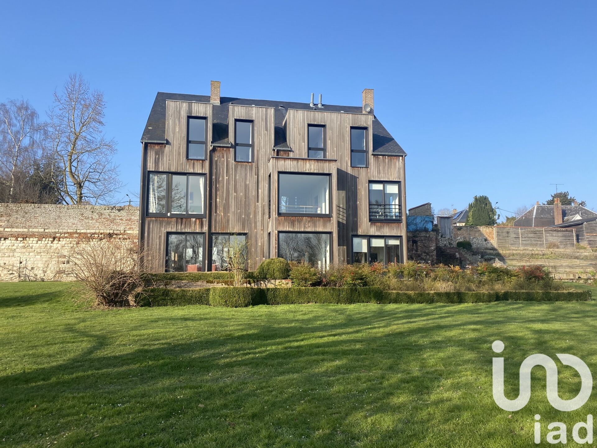 Abbeville - 375m² - 10p. - 5ch.