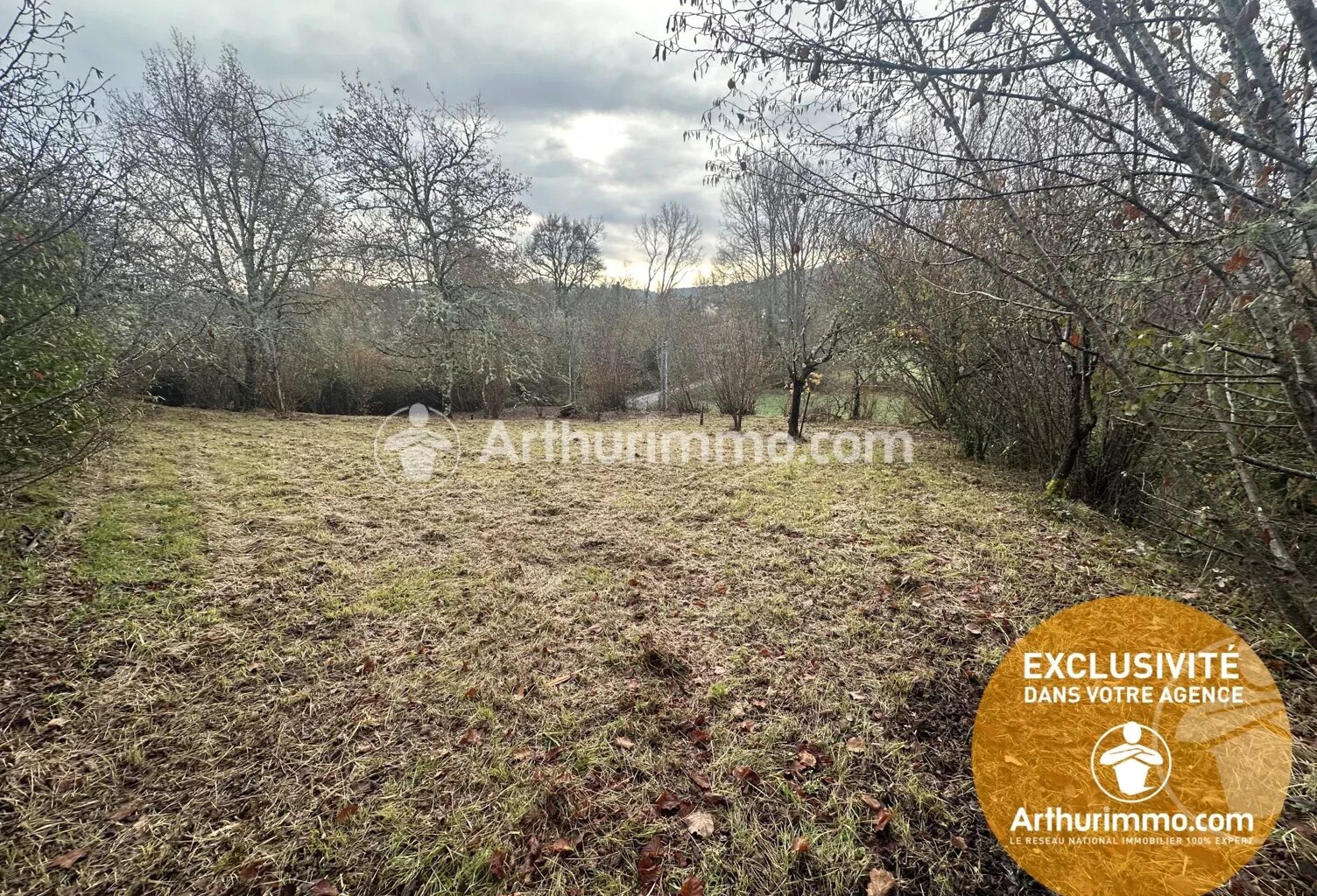 Terrain à batir 1800 m² à SAint Astier — photo 1