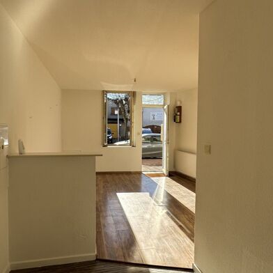 Appartement 1 pièces 300 €