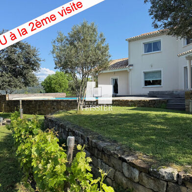 Maison 8 pièces 900000 €