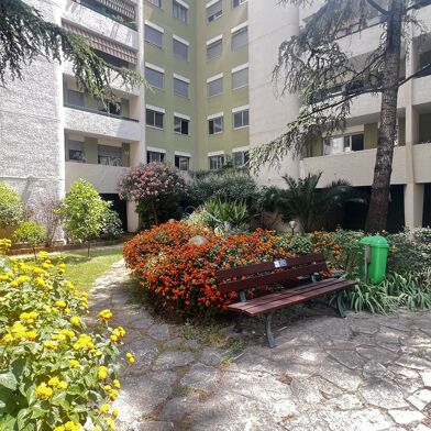 Appartement 3 pièces 332000 €