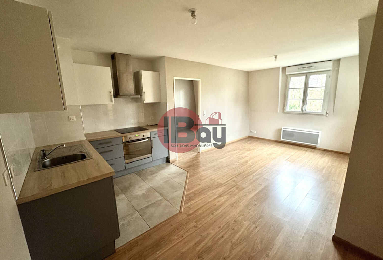 Charmant T2 de 50 m², prêt à vivre et idéalement situé avec stationnement et accès sécurisé — photo 1